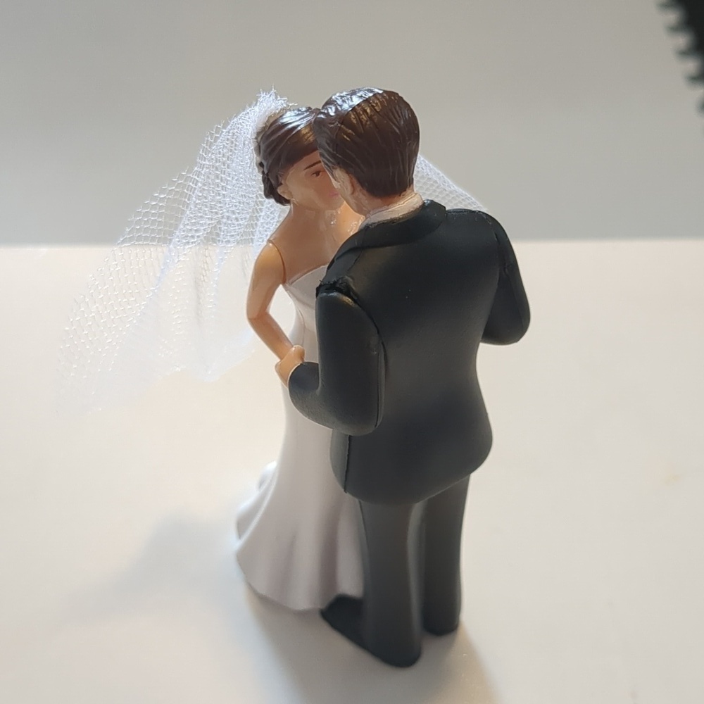 Cake Topper Figurine - Wedding - Picture 4 of 10